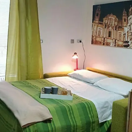 N21 Apartman *