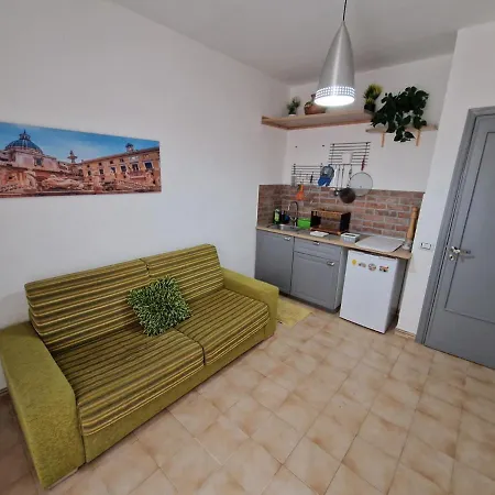 N21 Apartman *